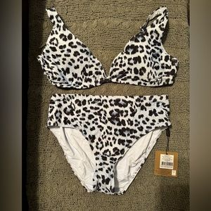 Niptuck Swim NWT Size 10 Swimsuit
